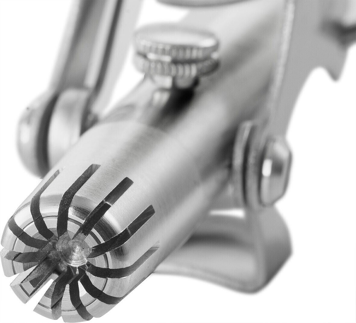 موزن گوش و بینی زولینگ آلمان مدل ZWILLING Premium | اصلاح دقیق با تیغه استیل ضد زنگ | شارژی | رنگ استیل